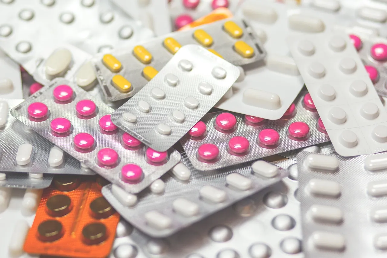 Medications, tablets, medicine — illustrating Am I a GLP-1 Non-Responder? How to Tell