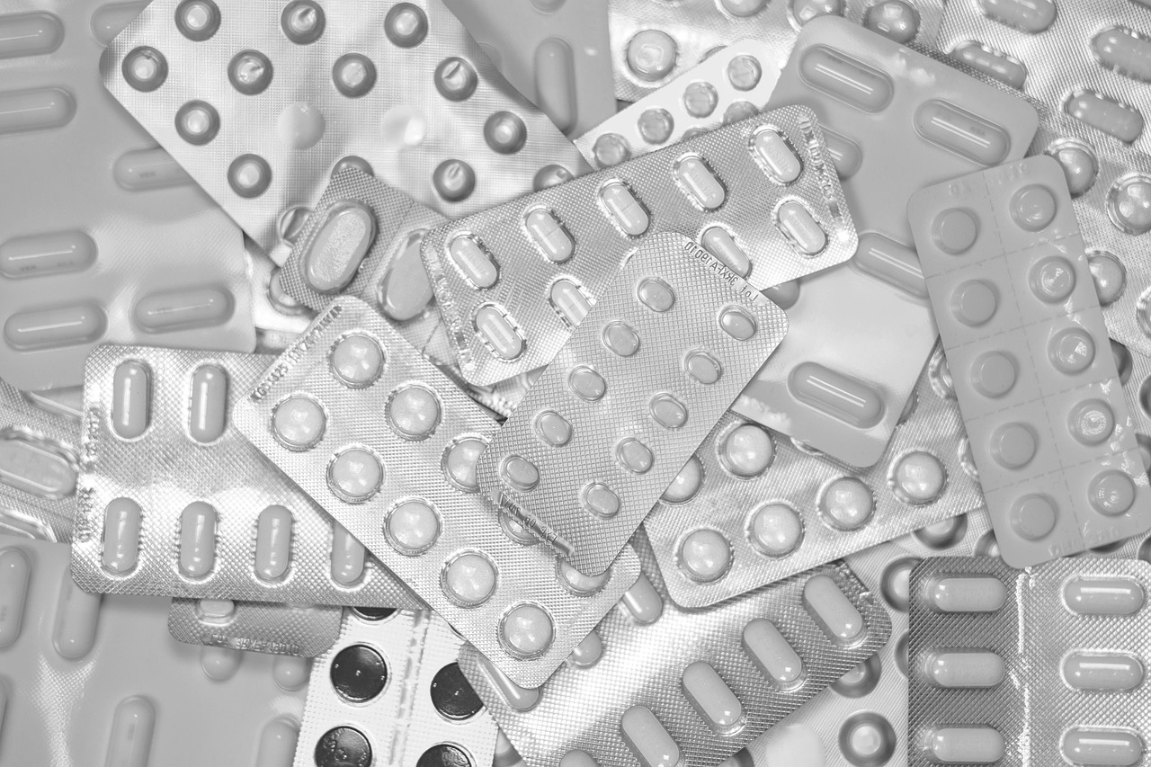 Medications, tablets, medicine — illustrating Ipamorelin: A Closer Look at the Growth-Hormone Secretagogue