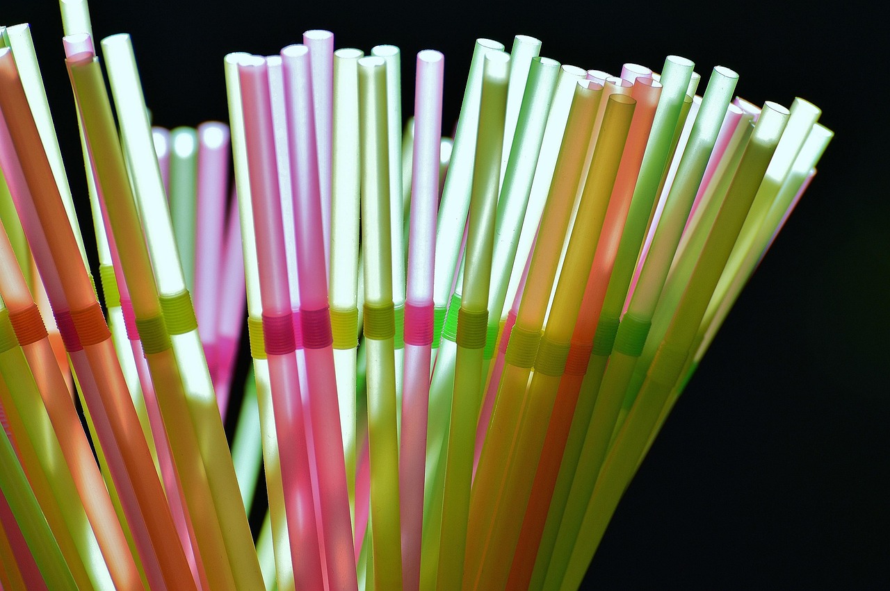 Drinking straws, drink, tube — illustrating Peptide Acronyms Decoded: BPC, TB, GHK-Cu, CJC