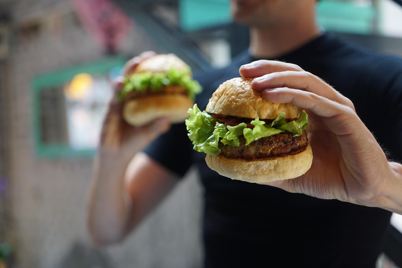 Hamburger, vegan, vegetarian — illustrating The Longevity Diet: What the Evidence Supports