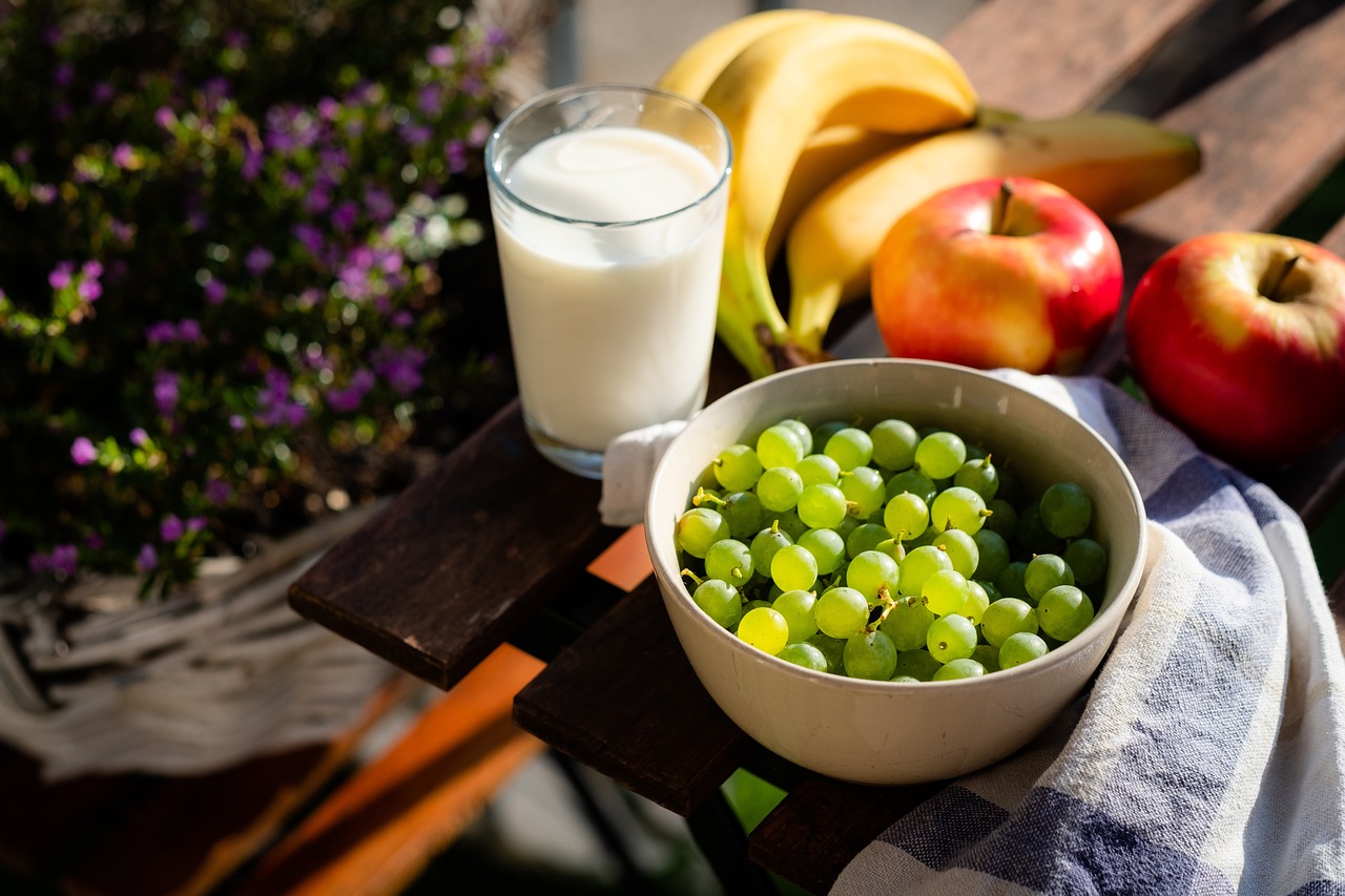 Healthy, food, fruits — illustrating The Side-Effect Curve: Why Most Quit in Month One