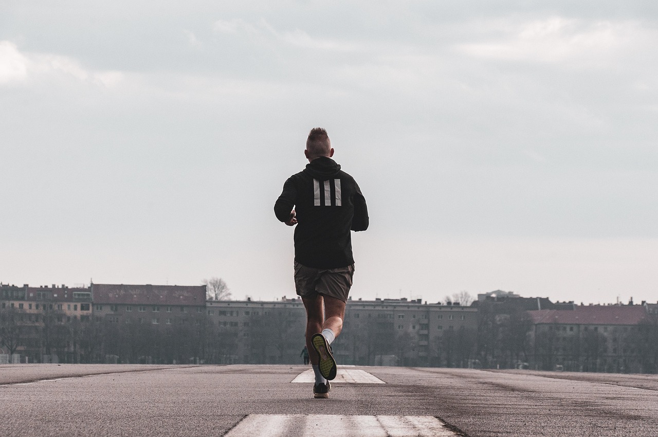 Runner, running, jog — illustrating VO2 Max Training: How to Actually Raise It